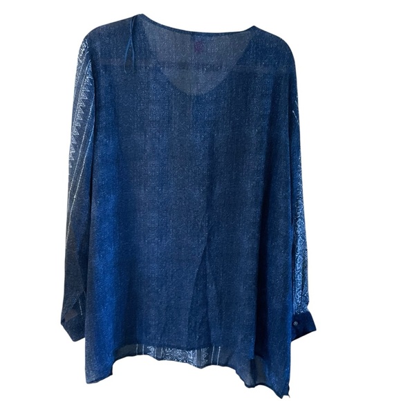 Vince Camuto Blue Puff Sleeve Blouse - Picture 5 of 8